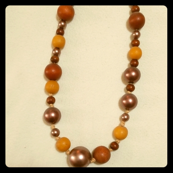 Necklace - Picture 1 of 1